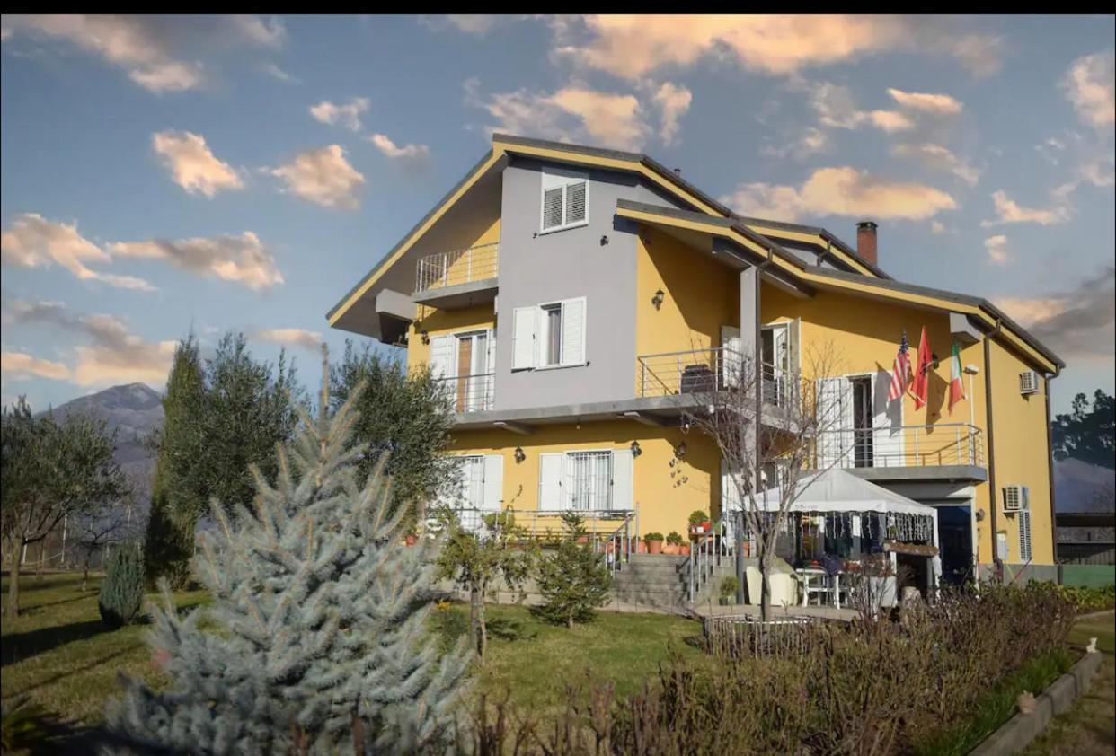 Hotel Villa Linda Shkoder Exterior photo